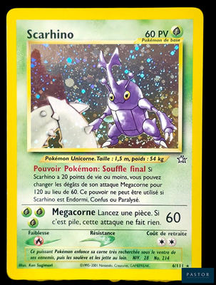gros plan d'une carte pokemon sur fond noir