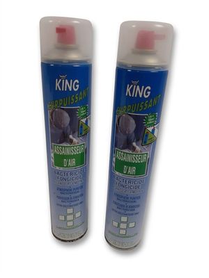 deux flacons de King Aeroolisant pour chiens et chats sur fond blanc