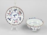 pair of chinese porcelain bowls and saucer