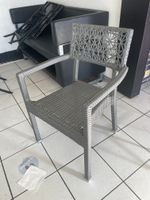 15 fauteuils cannage en PVC