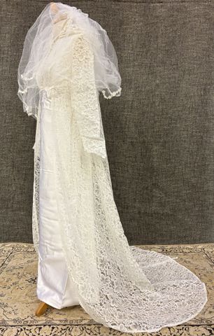 VINTAGE – Robe de mariée ivoire fait main avec accessoires, en sa...