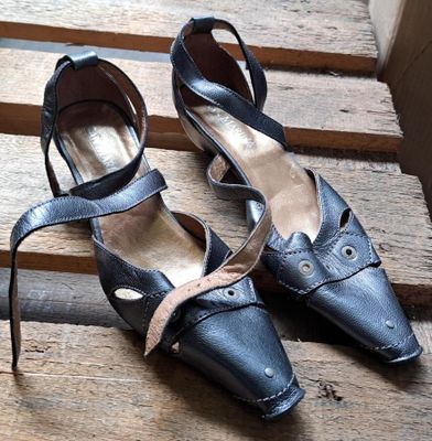 46 / Paire de chaussures à talons - SAN MARINA - Point…