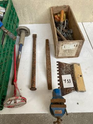 a lot of tools that are sitting on a table