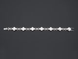 un bracelet en diamants et en or blanc