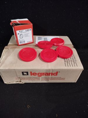 Lot de 60 Couvercles de pose pour boîte Batibox béton 895 53/55 de la  - Photo 1