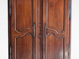 armoire ancienne en bois à deux portes et deux tiroirs