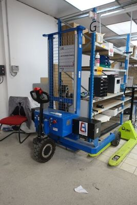 an image of a work platform in a warehouse