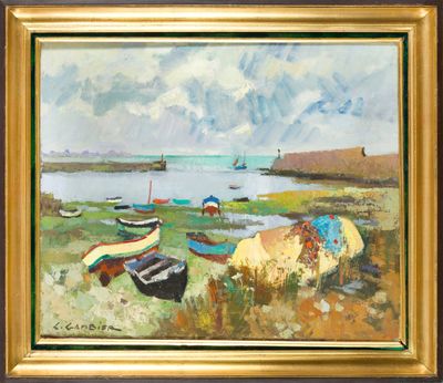 une peinture à l'huile représentant des bateaux sur la rive au bord d'un plan d'eau