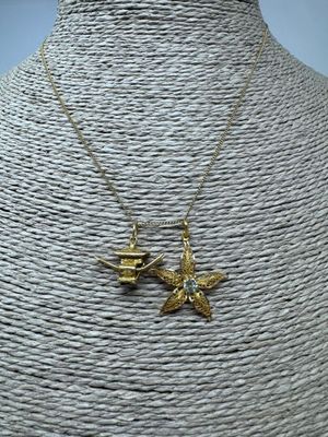 Collier « colibri » plaqué or avec une breloque en forme d'oiseau