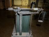 a machine that is sitting in the middle of a room