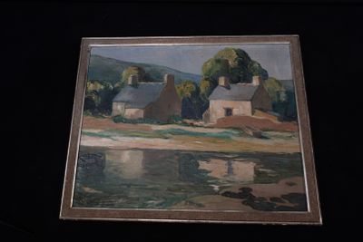 une image d'une peinture d'une maison au bord de l'eau
