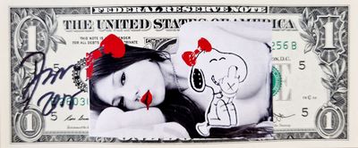 une image représentant un billet d'un dollar sur lequel figurent une petite fille et un ours en peluche