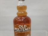 une bouteille de Old Pulteney Small Batch