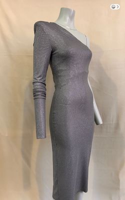 a mannequin dress on a mannequin mannequin mannequin mannequin mannequin mannequin mannequin mannequin mann