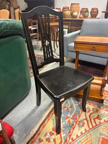 Chaise moderne laqué noir