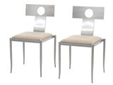 paire de chaises de salle à manger modernes chromées avec des assises rembourrées beiges