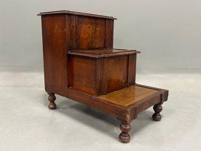 ESCALIER de bibliothèque à trois niveaux garnies de cuir gau… - Photo 1