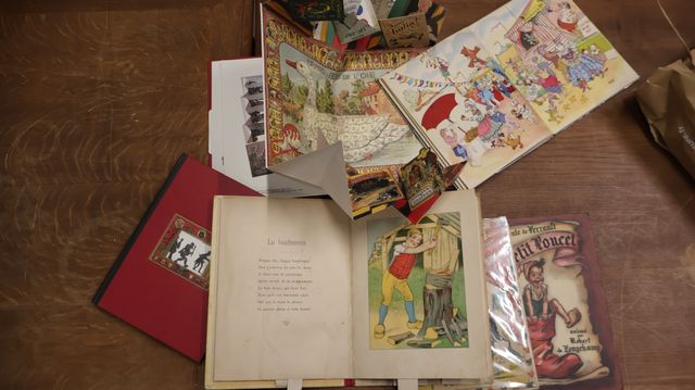 Livres d’enfant, livres à tirettes (le petit magicieb G. Bouret),...