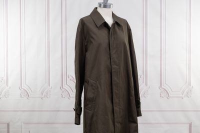 an image of a woman ' s coat on a mannequin mannequin mannequin mannequin mannequin mannequin mannequin mann