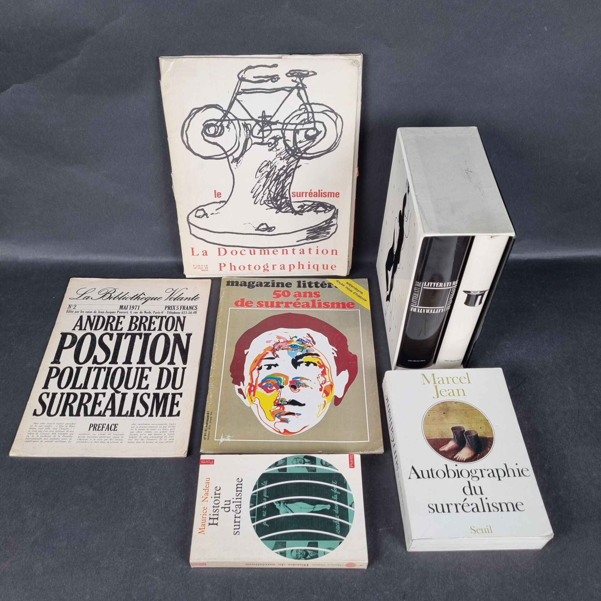 Objets d'art & Curiosités