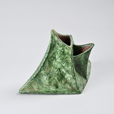 Béatrice CENCI (1918-2004) Vase en terre à émaillage essuyé …