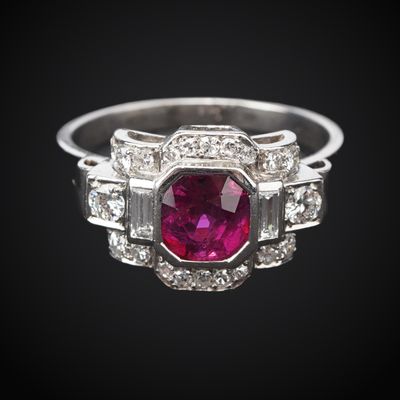bague art déco en rubis et diamants