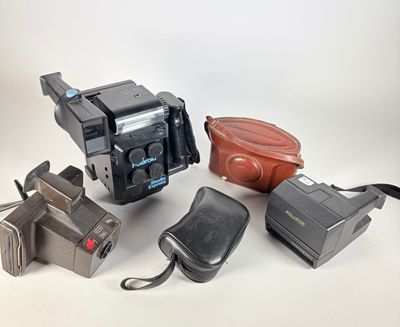 Lot de matériel photographique comprenant une chambre photog…