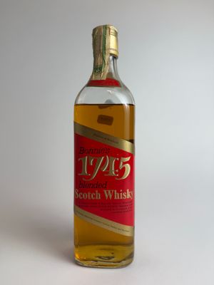 une image représentant une bouteille de whisky écossais posée sur une surface blanche