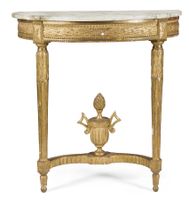 CONSOLE EN BOIS DORÉ DE FORME DEMI-LUNE