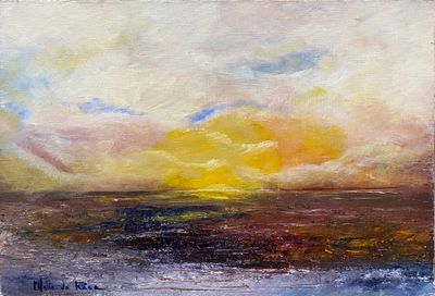 une peinture à l'huile représentant un coucher de soleil sur une étendue d'eau