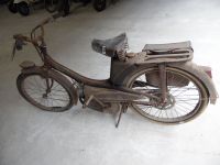 Cyclomoteur MOBYLETTE 49 cm3 à restaurer