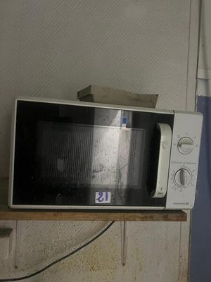 four micro-ondes ESSENTIEL DOSSIER 1: MATERIEL DENTAIRE - Photo 1