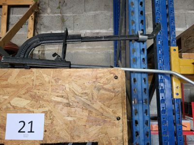a picture of a large piece of plywood in a warehouse