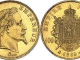 l'image d'une pièce souveraine en or ornée d'une couronne