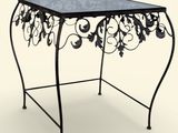 une table en fer avec un plateau en verre sur fond blanc