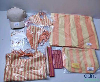 many items that are sitting on a table together