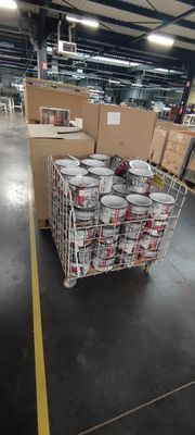 Ensemble de 9 palettes et un chariot métallique de suspensio… - Photo 1