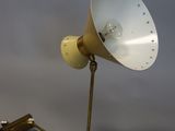 an image of a lamp that is sitting on a table