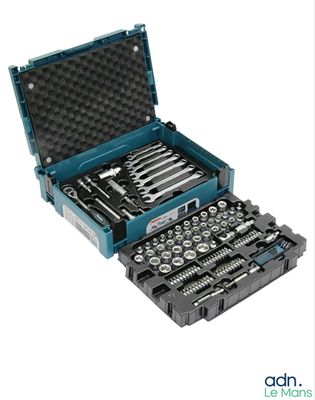La trousse à outils est ouverte et prête à être utilisée sur le chantier