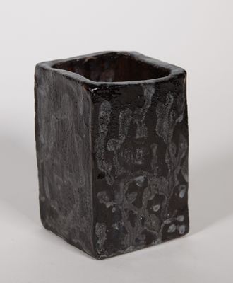 POT A CRAYONS quadrangulaire en céramique émaillée noire nua…