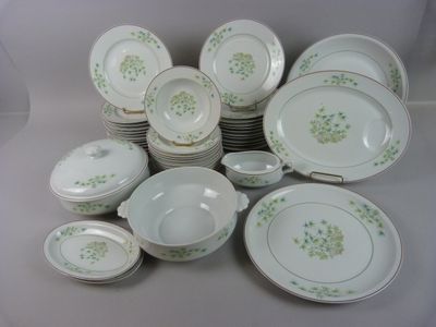 HAVILAND à Limoges, modèle "Pékin vert" - Partie de SERVICE …