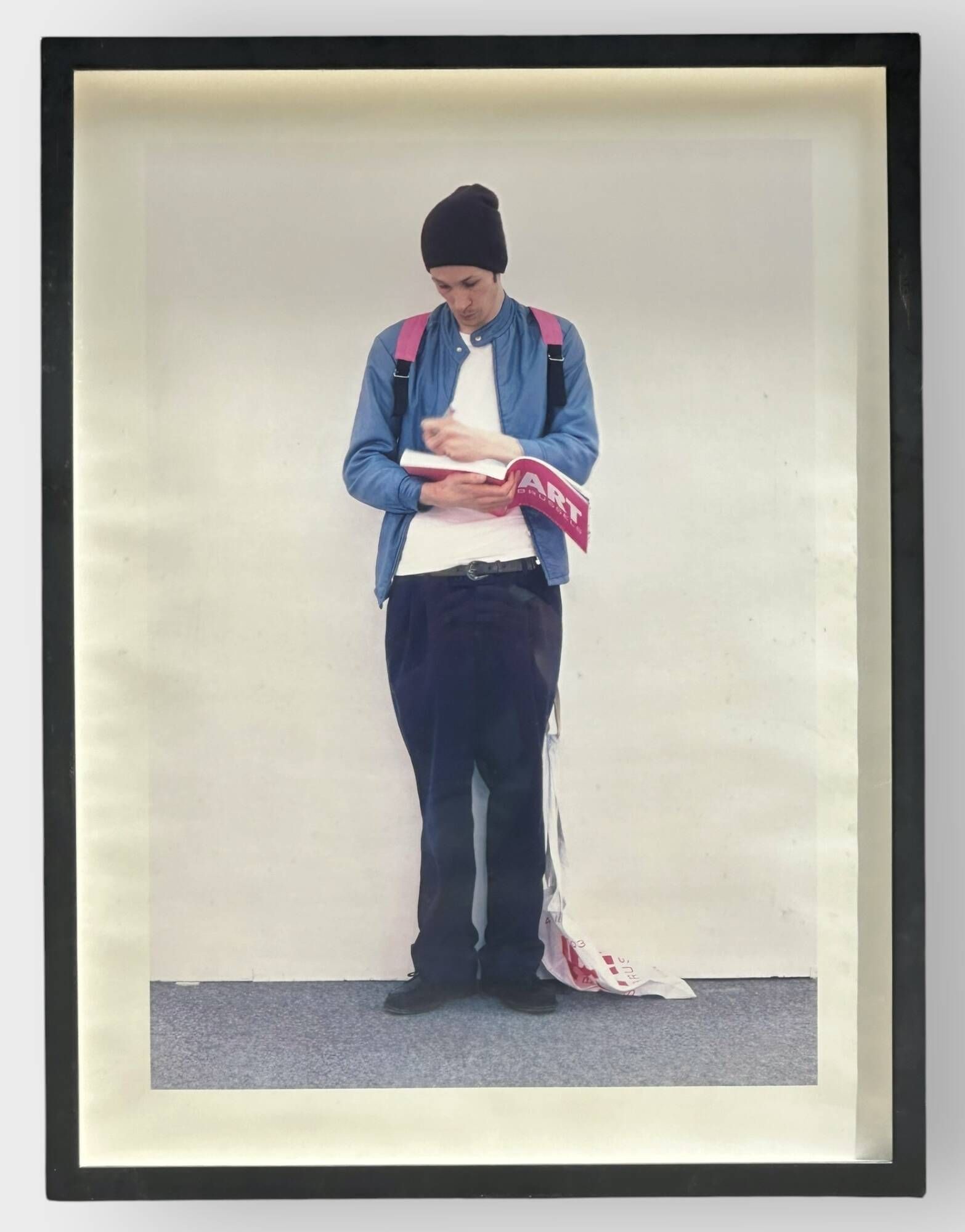 Vaast COLSON (1977) "Onstageoffstage Dedicating songs Dilemna" - 2003 Impression photographique. Numéroté 8/10. Signé...