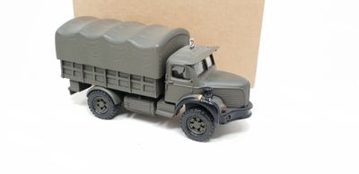 PARADE MOMACO (résine 1/50ème) Berliet GLC 8 baché militaire…