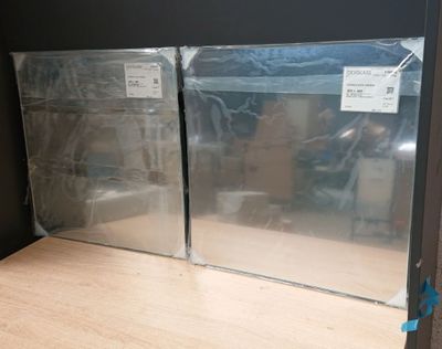 Lot de 2 miroirs 60x60cm - NEUF (à retirer sur le dépôt de l…
