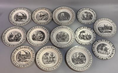 78. Réunion de 13 assiettes en faïence fine de Choisy, début…