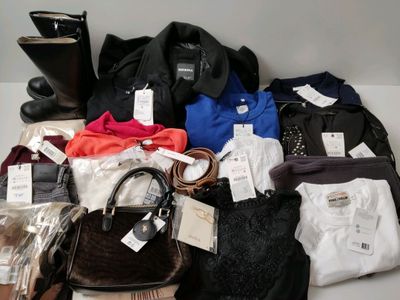 Lot de 19 vêtements/accessoires de diverses tailles et marqu… - Photo 1