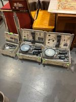 2 ponceuses à bras FESTOOL LHS225EG ( une HS) et éclairage d…