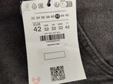 a close up of a label on a pair of jeans
