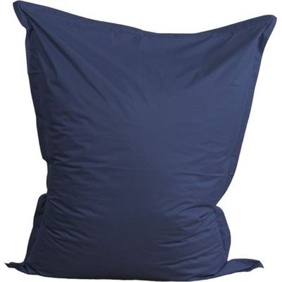 un pouf bleu posé sur un fond blanc