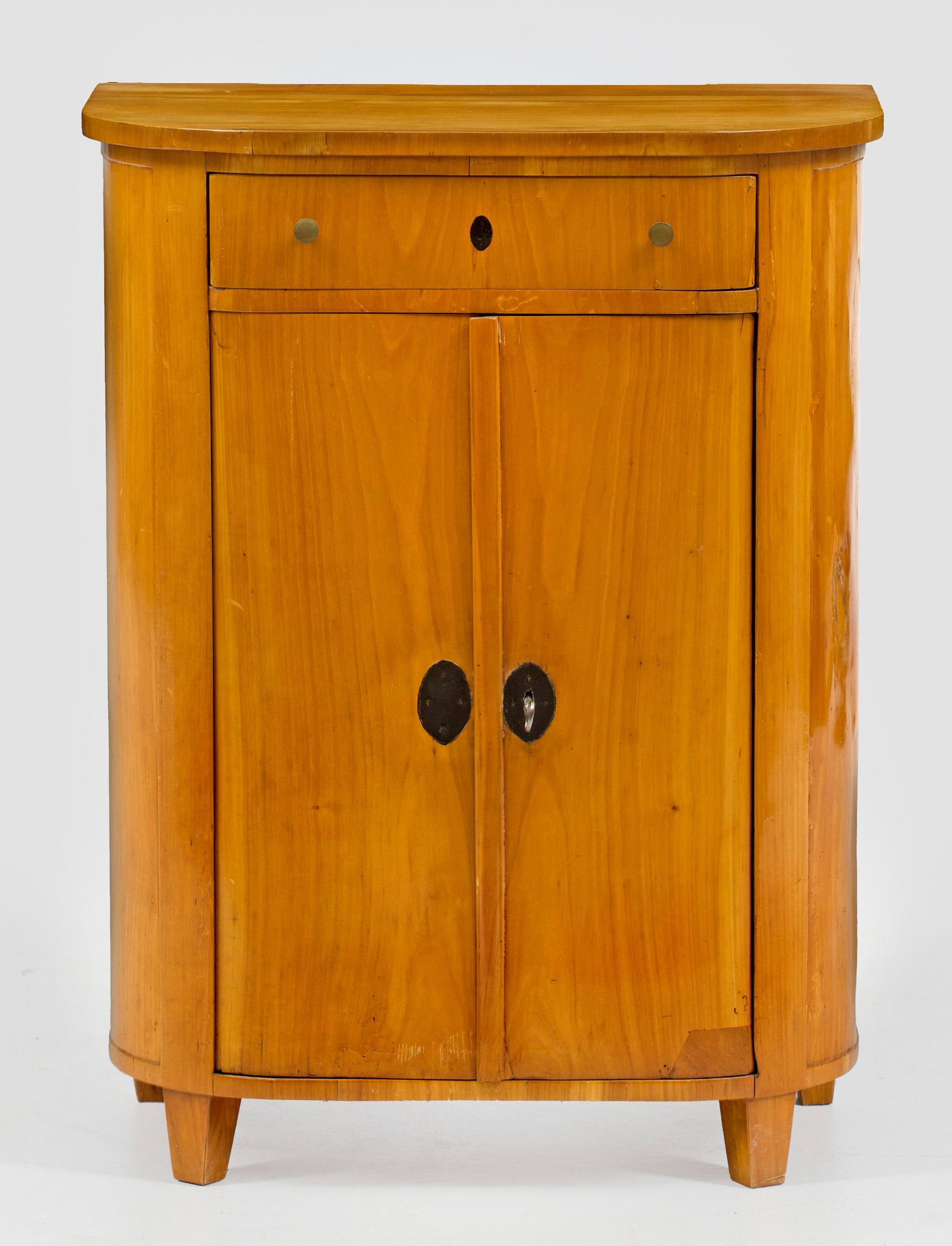 Objets d'art & Curiosités